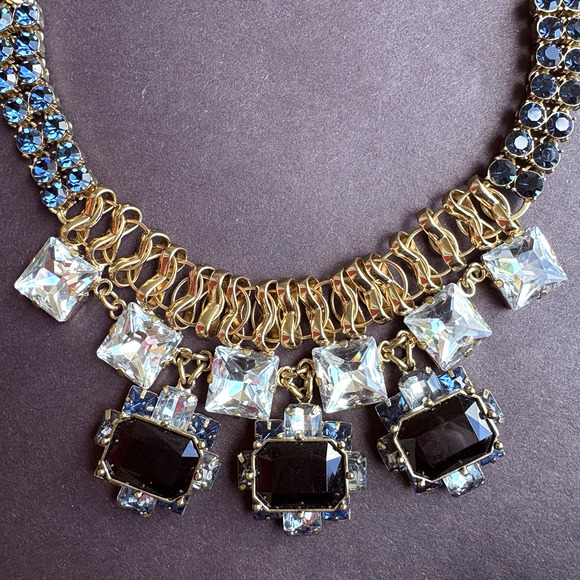 VTG Anne Taylor Chunky Gold Tone Necklace Blue Rhinestone Bib Statement Formal - Picture 2 of 8